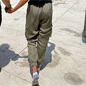 Washed green cargo pants Abercrombie $15